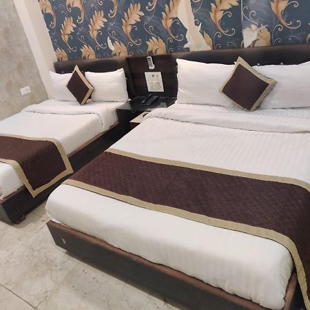 Hotel Raj Vilas Udaipur Ngoại thất bức ảnh