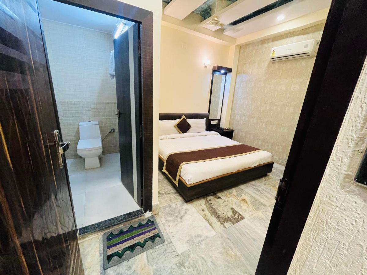 Hotel Raj Vilas Udaipur Ngoại thất bức ảnh
