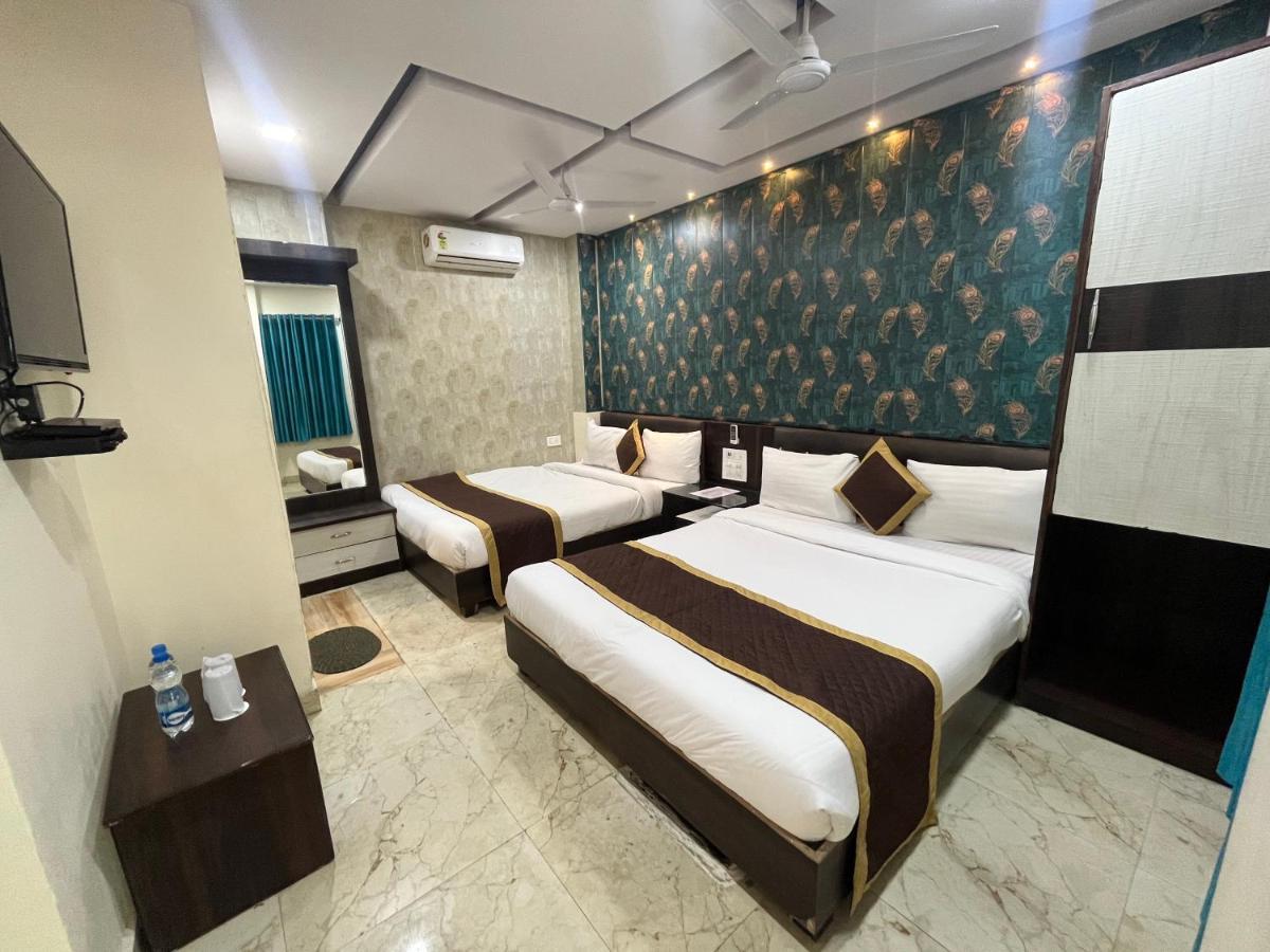 Hotel Raj Vilas Udaipur Ngoại thất bức ảnh