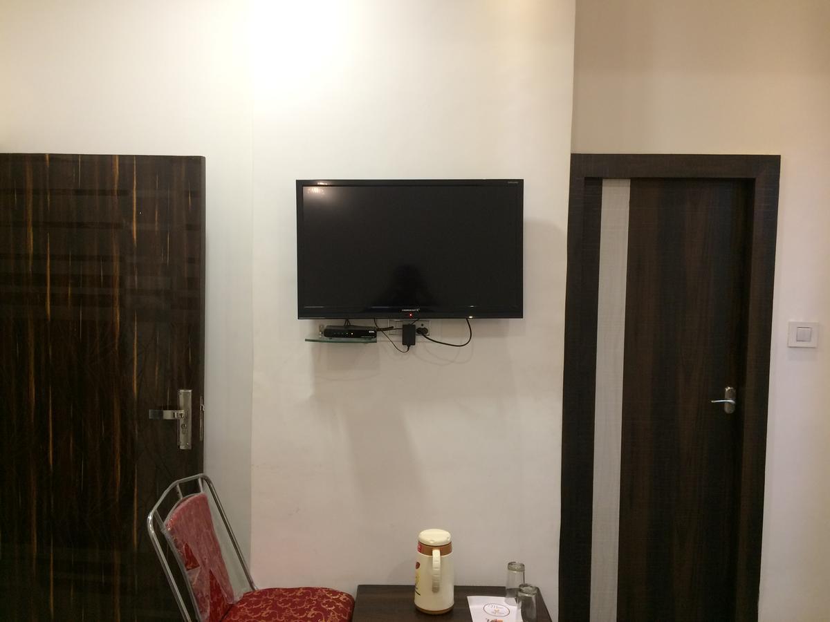 Hotel Raj Vilas Udaipur Ngoại thất bức ảnh